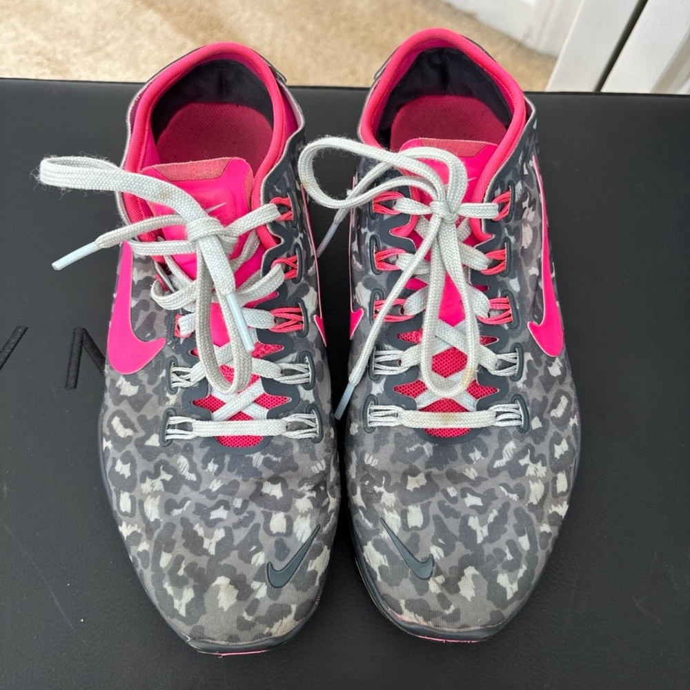 Women’s Nike cheetah print sneakers